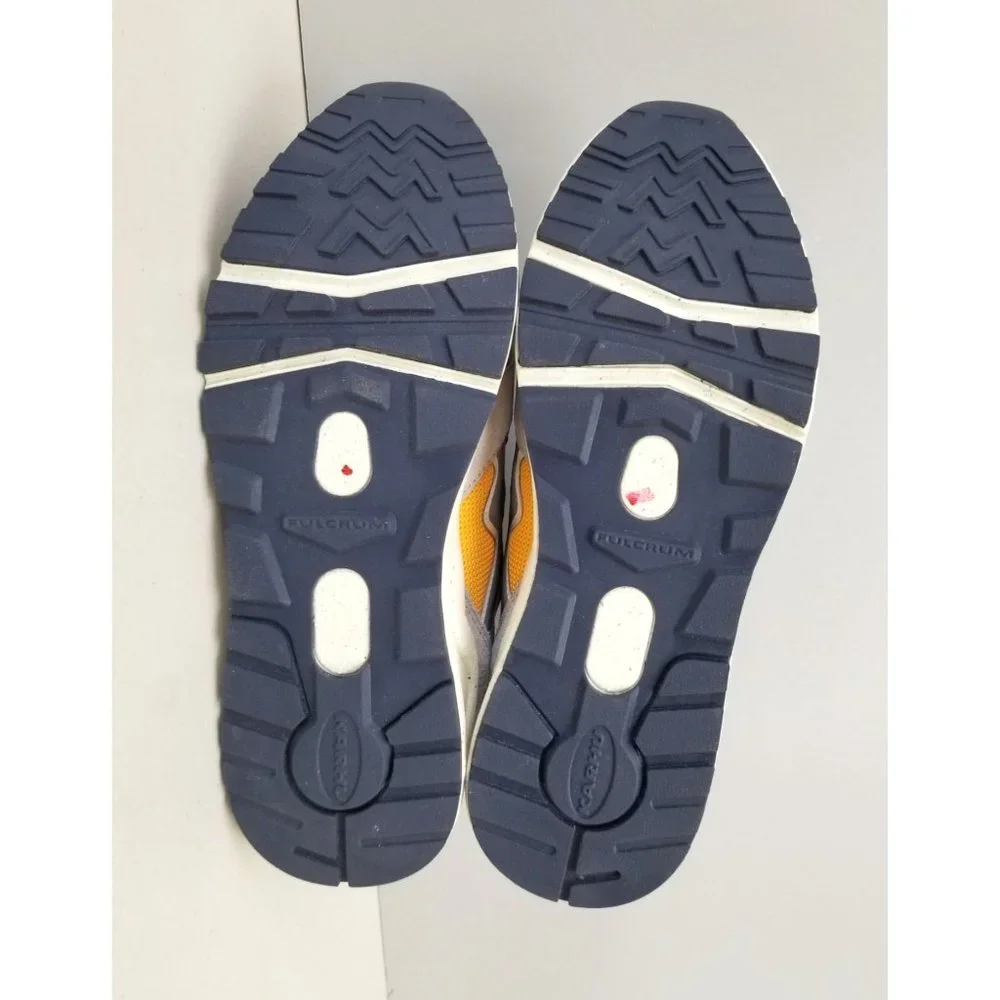 Karhu for Anthropologie Aria Sneakers Green Gray Size 8 41.5 - Picture 4 of 5